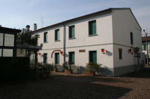 Hotel Il Granaio Порто-Мантовано Экстерьер фото
