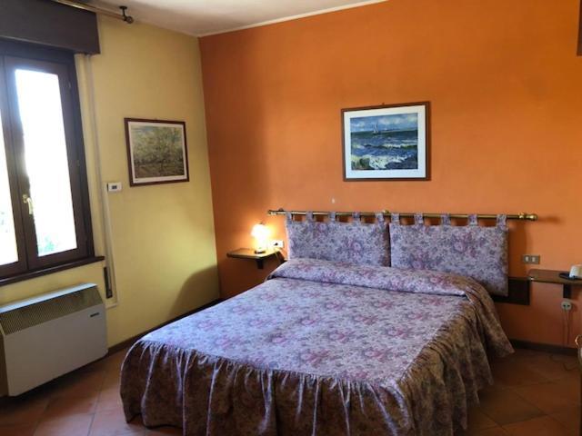 Hotel Il Granaio Порто-Мантовано Экстерьер фото